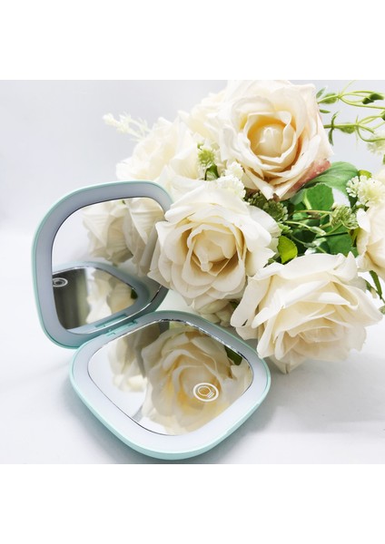 LED Işıklı Makyaj Aynası Siyah Renk Yakınlaştırma Özelliği ile Pratik Kullanım 9 cm modelleri