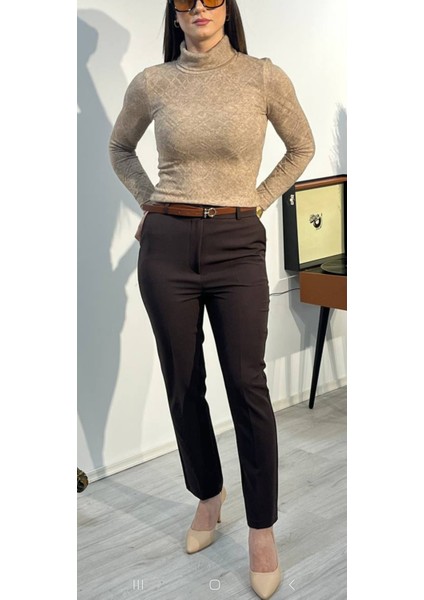 Yüksek Bel Yan Cepli Bilek Boy Kemerli Pantolon Kahverengi