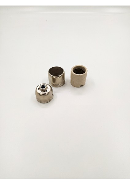 Dekoratif E27 Metal Düz Krom Renk Duy (1 ADET)