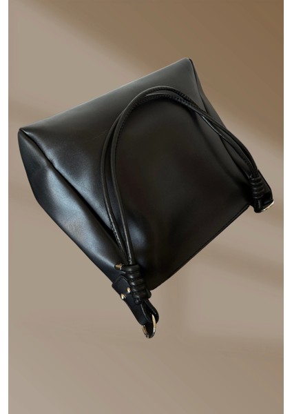 Fermuarlı Içi Cepli Yavrulu Siyah Kadın El ve Omuz Çantası fiyatları