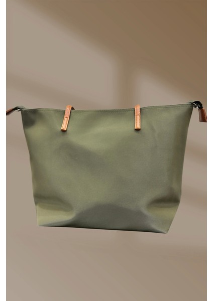 Fermuarlı Içi Cepli Saten Yeşil Kadın El ve Omuz Çantası