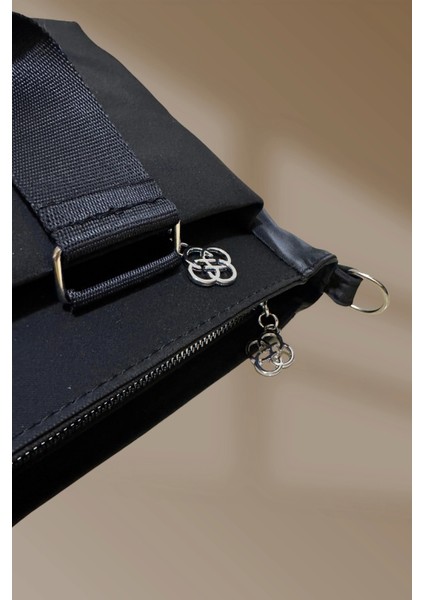 3 Cepli Fermuarlı Siyah Saten El ve Omuz Çantası fırsatları