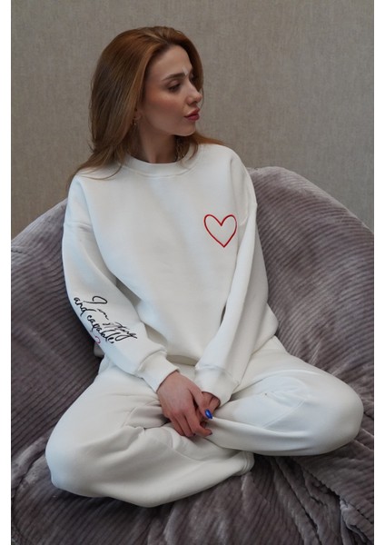 Oversize Geniş Kalıp Bisiklet Yaka Kalın Basic Yazılı