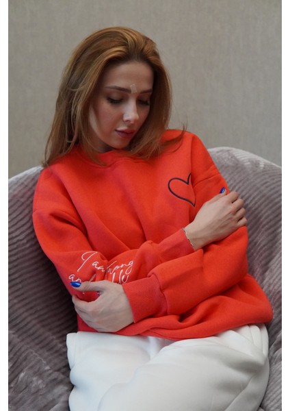 Oversize Geniş Kalıp Bisiklet Yaka Kalın Basic Yazılı