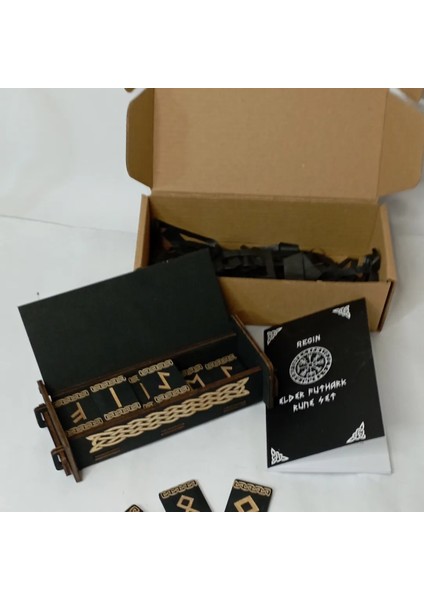 Rune Tahta Standlı Set