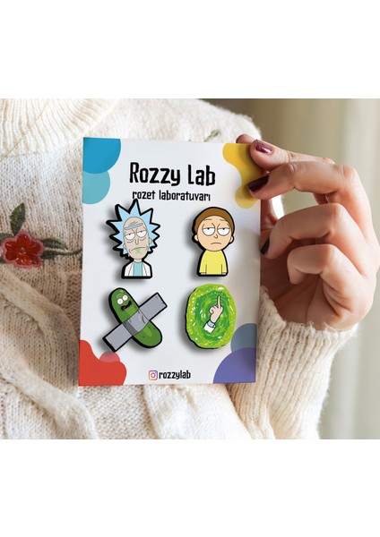 Rick And Morty 4lü Rozet Set - Rick Morty Pickle Rick Portal Finger - Broş - Yaka Çanta Aksesuar