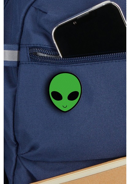 Yeşil Uzaylı Kafa - Rozet - Broş - Yaka Çanta Aksesuar fiyatları