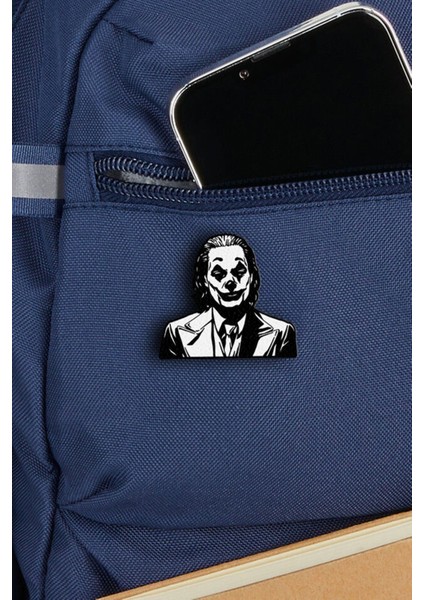 Joker No.2 Pin - Rozet - Ahşap - Broş - Yaka Çanta Aksesuar