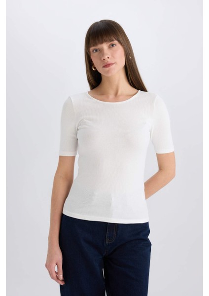Slim Fit Dar Kesim Bisiklet Yaka Basic Düz Fitilli Kaşkorse Kısa Kollu Tişört E5776AX25SP modelleri