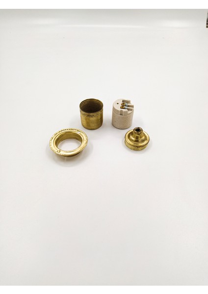 Dekoratif E27 Metal Halkalı Gold Renk Duy (1 ADET) fiyatları