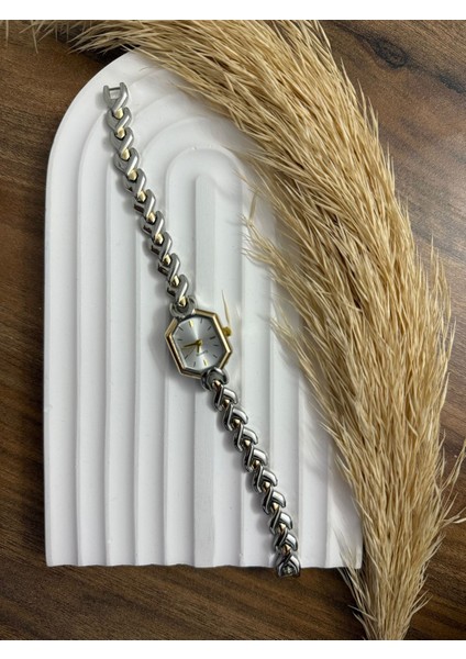 Retro Minimal Hasır Kordon Vintage Kadın Kol Saati indirimleri