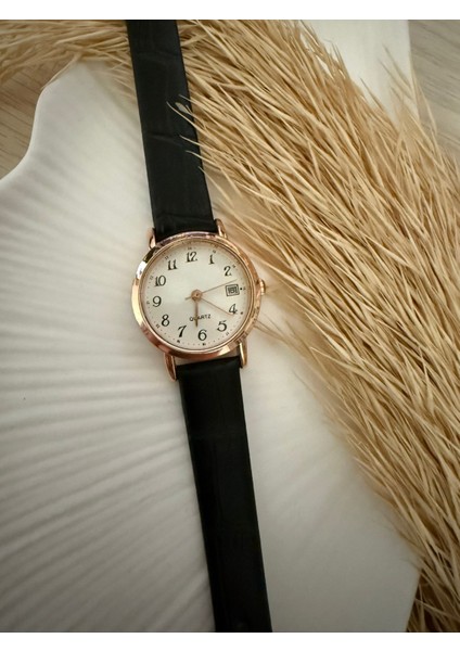 Retro Minimal Deri Kordon Vintage Kadın Kol Saati fiyatları