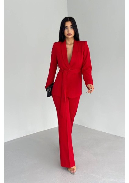 Kadın Bağlamalı Sahte Cepli Kemerli Şal Yaka Blazer Ceket Boru Paça Esnek Pantolon Takım Elbise