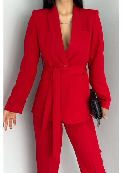 Kadın Bağlamalı Sahte Cepli Kemerli Şal Yaka Blazer Ceket Boru Paça Esnek Pantolon Takım Elbise