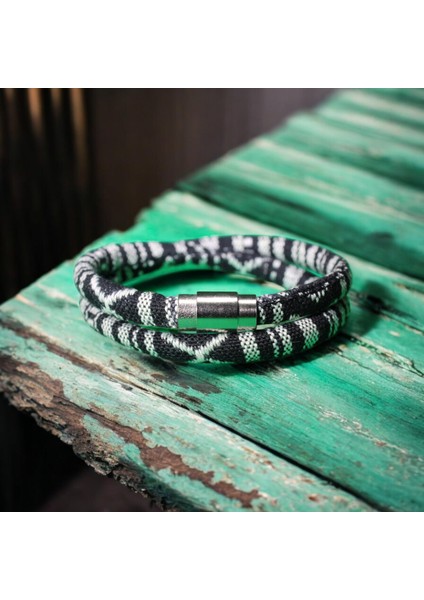 Etnik Motifli Kumaş Sargı Bileklik – Şıklık ve Renk Cümbüşü