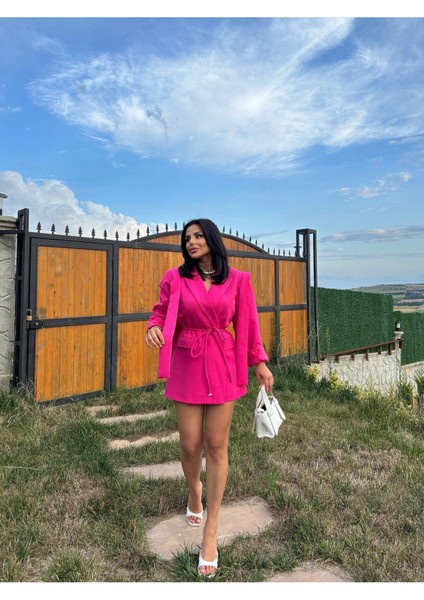 Kadın Oversize Tasarım Bağlamalı Blazer Ceket