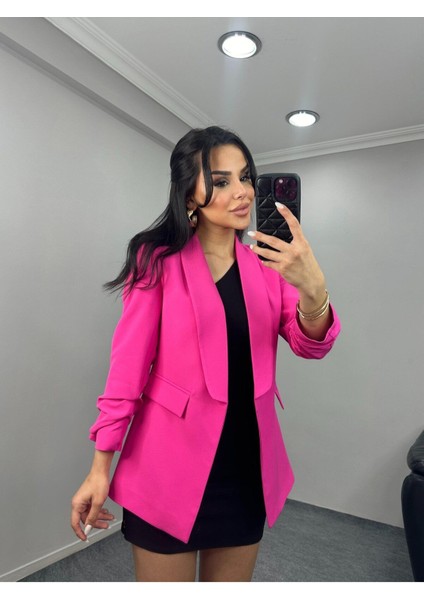 Kadın Kolu Büzgülü Blazer Ceket