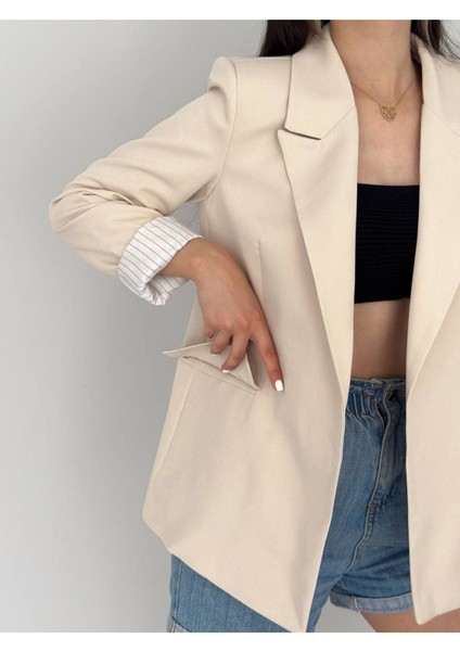 Kadın Beyaz Astarlı Blazer Ceket Kol Içi Çizgili Katlama Detaylı Katlamalı indirimleri