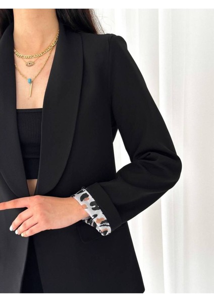 Kruvaze Yaka Düğmesiz Cepli Desen Astarlı Katlanılabilir Kol Blazer Ceket