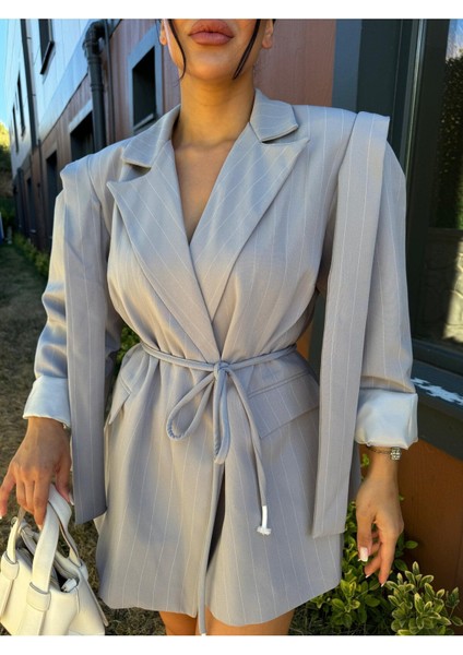 Kadın Oversize Tasarım Bağlamalı Blazer Ceket modelleri