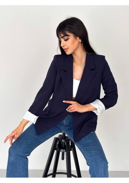 Kruvaze Yaka Düğmesiz Cepli Astarlı Katlanılabilir Kol Blazer Ceket