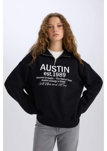 Oversize Geniş Kalıp Yarım Fermuarlı Sırt Baskılı Sweatshirt E1525AX24WN indirimleri