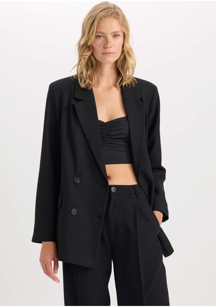 Oversize Geniş Kalıp Blazer Ceket Kruvaze Yaka Düğmeli Basic Düz Blazer Ceket C2575AX24AU modelleri