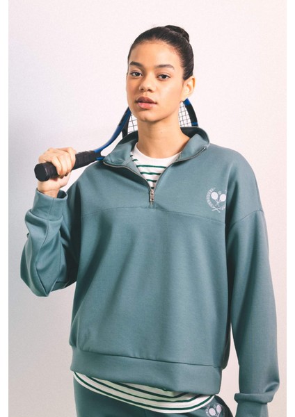 Fit Oversize Geniş Kalıp Fermuarlı Dik Yaka Baskılı Sporcu Sweatshirt B4572AX24SP