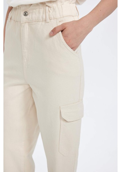 Paperbag Yüksek Bel Kargo Cepli Bilek Boy Beyaz Jean Pantolon C1255AX24SM
