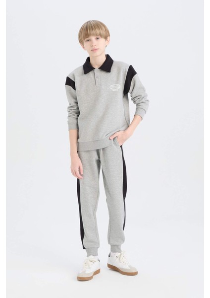 Erkek Çocuk 2'li Takım Polo Yaka Baskılı Sweatshirt Beli Paçası Lastikli Eşofman Altı D3558A824WN