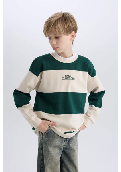 Erkek Çocuk Oversize Geniş Kalıp Bisiklet Yaka Çizgili Baskılı Sweatshirt C9802A824WN fırsatları