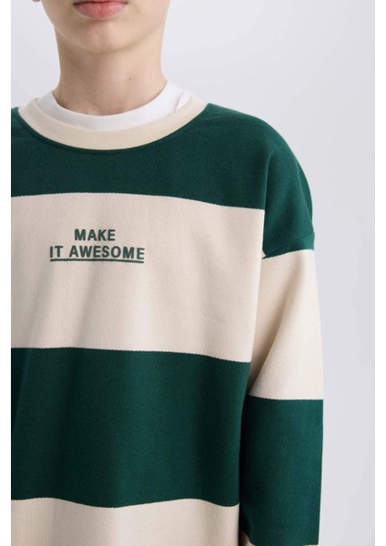 Erkek Çocuk Oversize Geniş Kalıp Bisiklet Yaka Çizgili Baskılı Sweatshirt C9802A824WN indirimleri