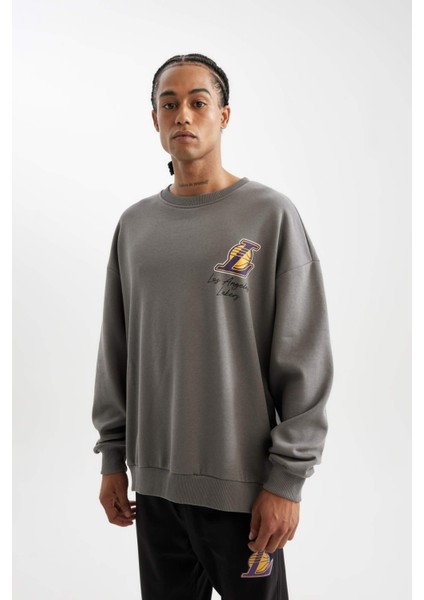 Fit NBA Los Angeles Lakers Oversize Geniş Kalıp Bisiklet Yaka Kalın Sweatshirt C9254AX24AU