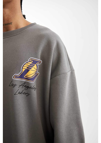 Fit NBA Los Angeles Lakers Oversize Geniş Kalıp Bisiklet Yaka Kalın Sweatshirt C9254AX24AU