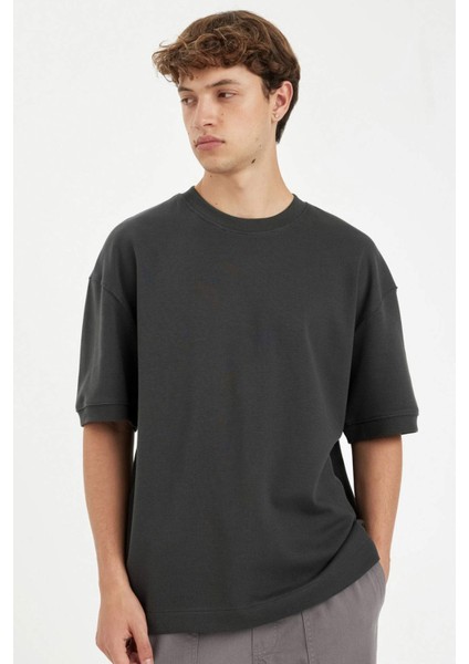 Loose Fit Bisiklet Yaka Kısa Kollu Ağır Kumaş Basic Düz Tişört B4844AX24AU