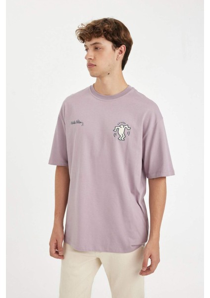 %100 Pamuk Keith Haring Boxy Fit Bisiklet Yaka Baskılı Kısa Kollu Tişört C6521AX24AU fırsatları