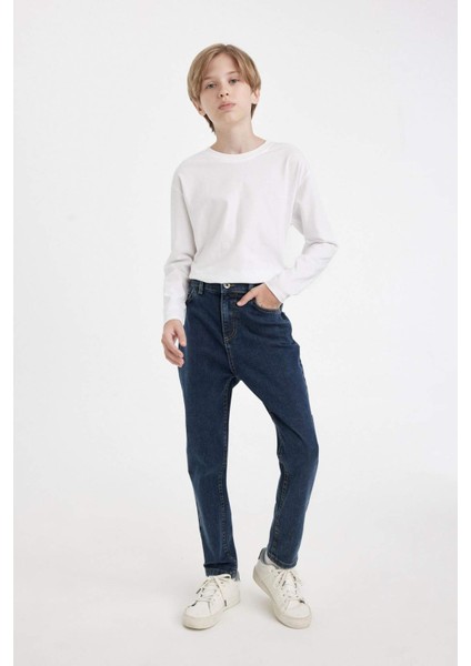 Erkek Çocuk Carrot Fit Düz Paça Cepli Jean Pantolon C5719A824WN