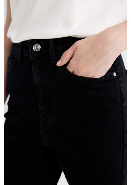 Mary Vintage Straight Fit Yüksek Bel Paça Ucu Kesik Bilek Boy Jean Pantolon C7368AX24WN