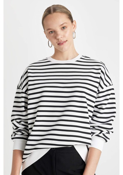 Oversize Geniş Kalıp Bisiklet Yaka Çizgili Kalın Sweatshirt B2085AX24WN