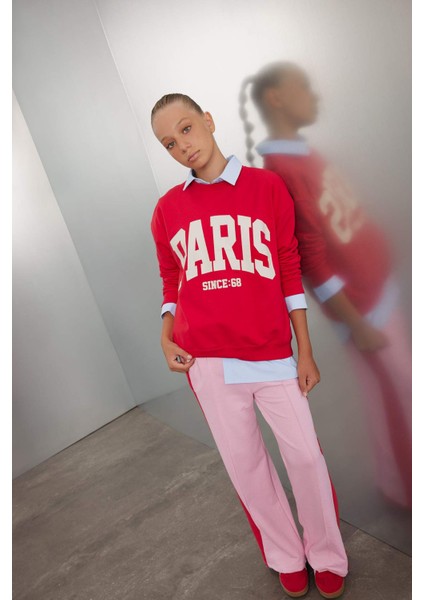 Kız Çocuk Kırmızı Relax Fit Bisiklet Yaka Baskılı Okul Sweatshirt C6868A824AU fiyatları