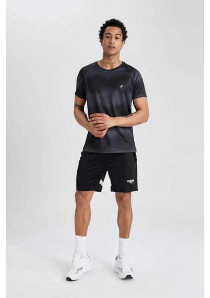 Fit Slim Fit Dar Kesim Sporcu Kısa Paça Şort B5028AX24SP