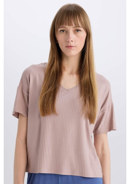 Regular Fit V Yaka Casual Kısa Kollu Pijama Üstü-Fall in Love B6181AX24SP