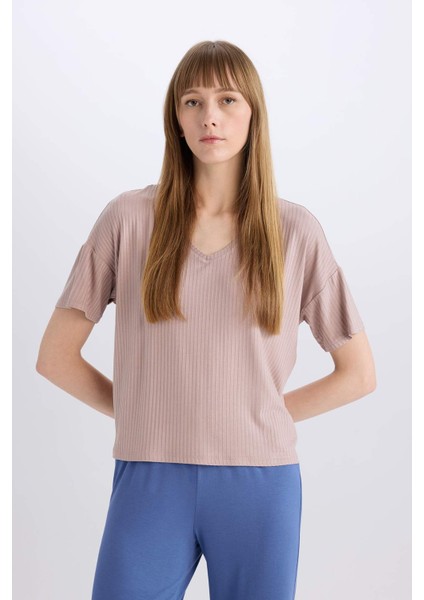 Regular Fit V Yaka Casual Kısa Kollu Pijama Üstü-Fall in Love B6181AX24SP