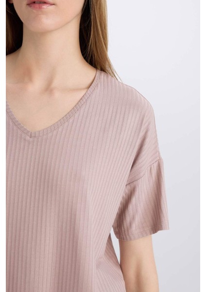 Regular Fit V Yaka Casual Kısa Kollu Pijama Üstü-Fall in Love B6181AX24SP