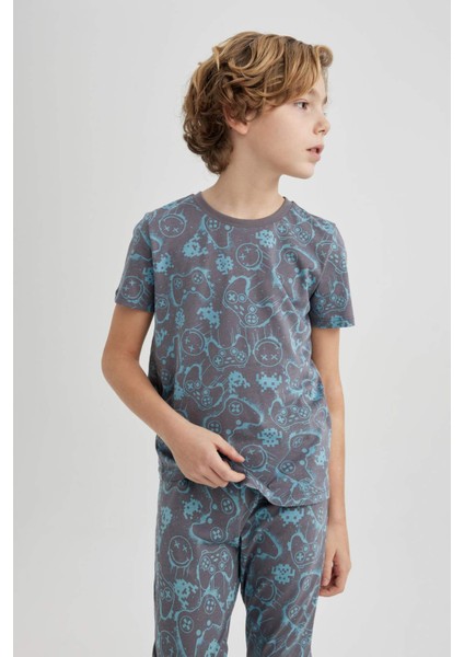 Erkek Çocuk Pijama Takımı Desenli Kısa Kollu Üst Beli Lastikli Uzun Alt B5542A824SP