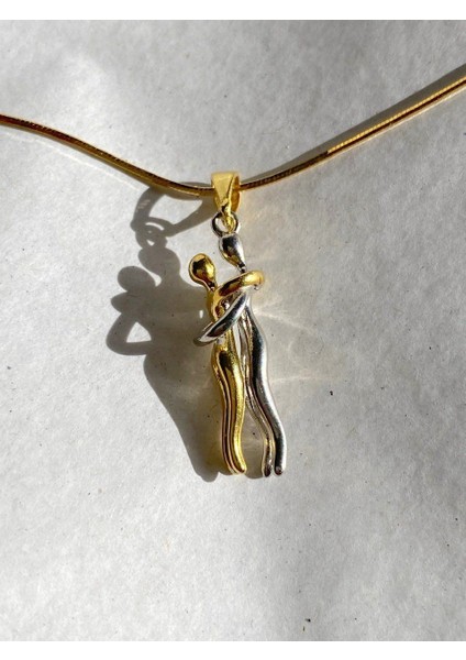Gümüş Gold Sarılan Çift Couple Kolye Sevgililer Günü Hediyesi fiyatları