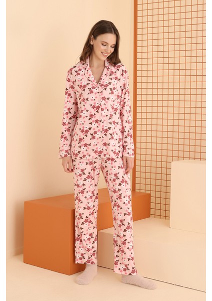 Pembe Çiçekli Önden Düğmeli Pijama Takımı modelleri