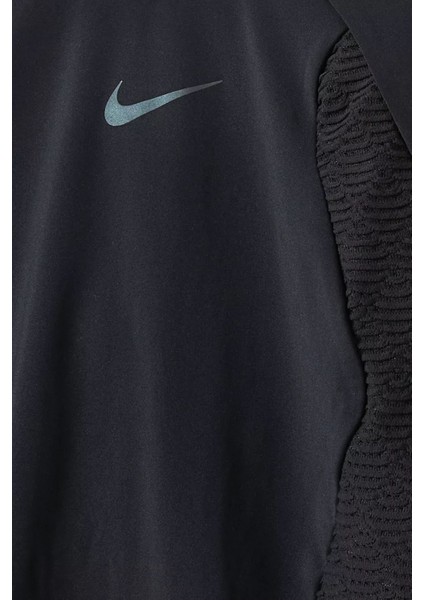 Dri-Fit Adv Run Division Long-Sleeve Kadın Tişört modelleri