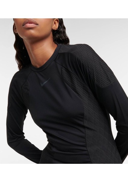 Dri-Fit Adv Run Division Long-Sleeve Kadın Tişört fırsatları