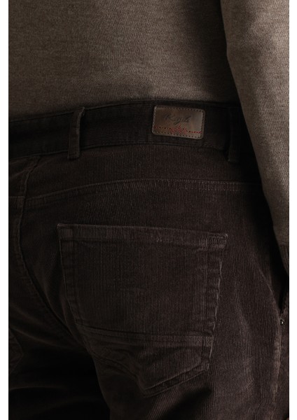 Slim Fit Dar Kesim Likralı Kadife Pantolon